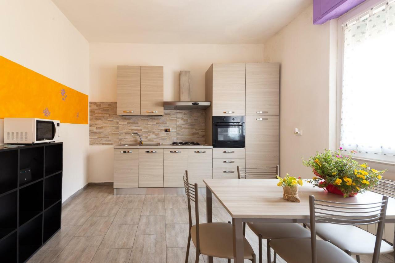 Fellini By Luce Stellata Apartment Aulla Exterior foto